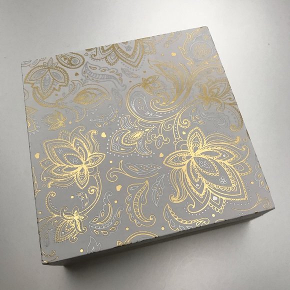 -NEW Elephant Pearl Pendant Necklace & Earrings Set - Picture 3 of 12